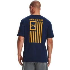 'Under Armour' Men's Freedom Flag T-Shirt - Academy / Steeltown Gold